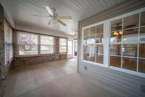 3476 W Sagamont St, Springfield, MO 65807 photo 32