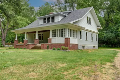1437 S Newton Ave, Springfield, MO 65807