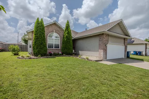 3613 N 12th St, Ozark, MO 65721 photo 2