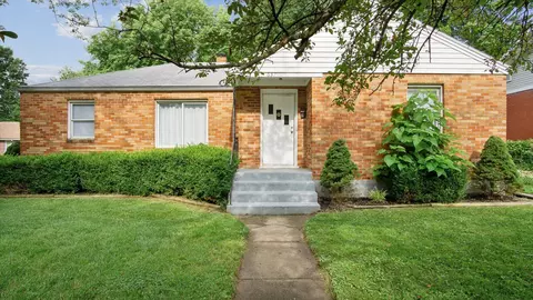 637 S Kickapoo Ave, Springfield, MO 65804 photo 1