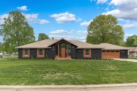1420 S Kings Ave, Springfield, MO 65807