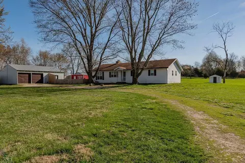 200 Everglade Dr, Sparta, MO 65753 photo 2