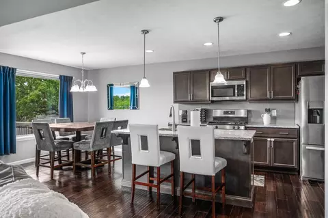 1054 E Lakota St, Nixa, MO 65714 photo 9
