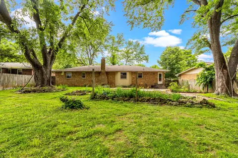 1305 E Richmond St, Springfield, MO 65804 photo 24