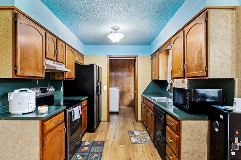 1305 E Richmond St, Springfield, MO 65804 photo 9