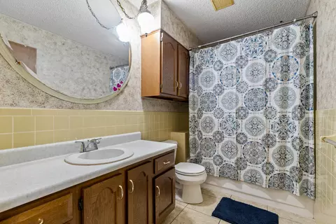 1305 E Richmond St, Springfield, MO 65804 photo 17
