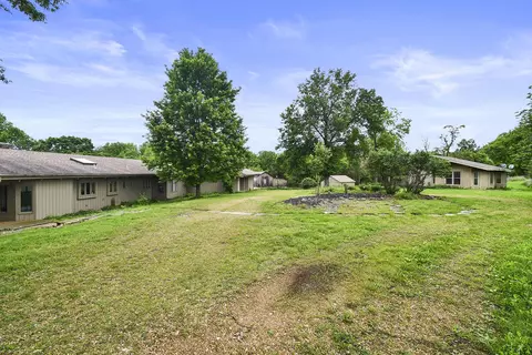Exterior - 4541 N Lanier Ln, Springfield, MO 65803 photo 3 of 19