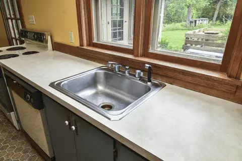 Kitchen - 4541 N Lanier Ln, Springfield, MO 65803 photo 17 of 17