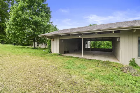 Exterior - 4541 N Lanier Ln, Springfield, MO 65803 photo 10 of 19