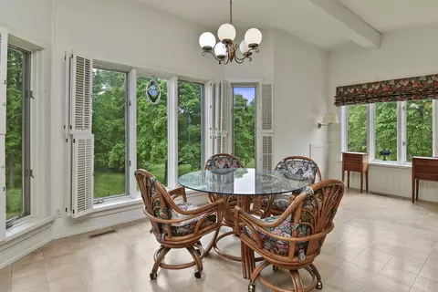 Dining - 4541 N Lanier Ln, Springfield, MO 65803 photo 1 of 1