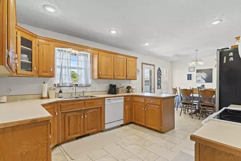 301 Redbud St, Sparta, MO 65753 photo 16