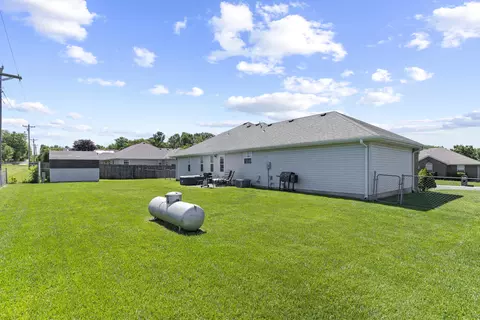 301 Redbud St, Sparta, MO 65753 photo 33