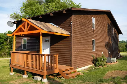 492 Golfers Ln, Galena, MO 65656 photo 1
