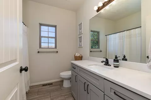 1084 E Daisy Falls Dr, Nixa, MO 65714 photo 23