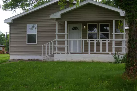 611 N Westgate Ave, Springfield, MO 65802 photo 1