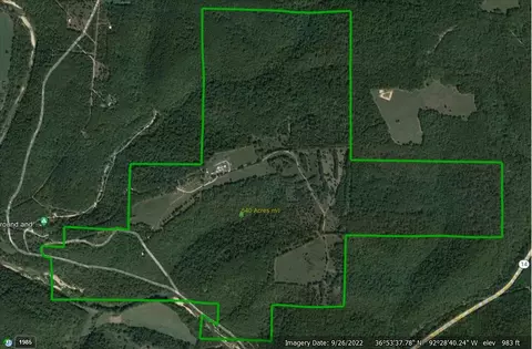 7064 County Road 14-223, Ava, MO 65608