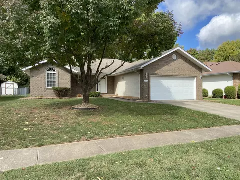 447 S Dexter Ave, Springfield, MO 65802 photo 2