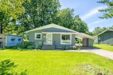 2117 S Delaware Ave, Springfield, MO 65804