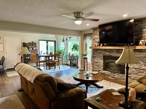 297 Colombo Rd, Ozark, MO 65721 photo 12