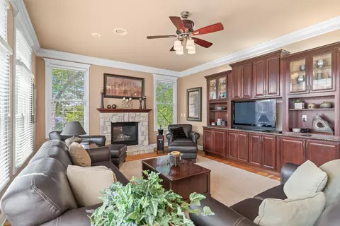 Living - 6273 S Riverglen Rd, Ozark, MO 65721 photo 3 of 7