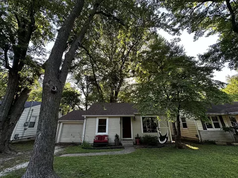 1505 S Roanoke Ave, Springfield, MO 65807 photo 2