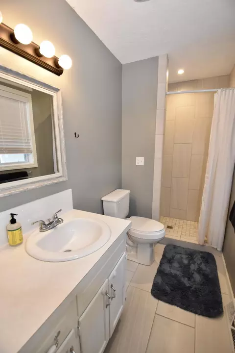 2460 S Virginia Ave, Springfield, MO 65807 photo 19