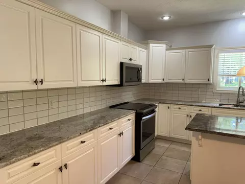 4115 E Linwood St, Springfield, MO 65809 photo 19