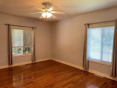 4115 E Linwood St, Springfield, MO 65809 photo 44