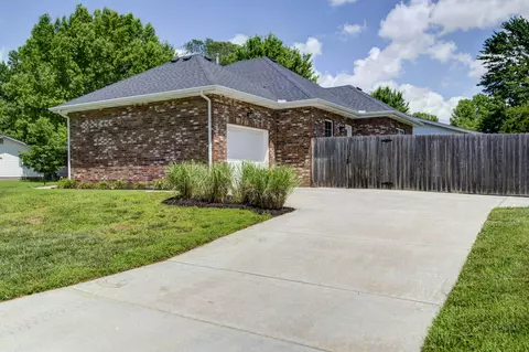 2020 S Valley Road Ave, Springfield, MO 65804 photo 5