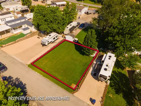 431 Monarch Dr, Branson, MO 65616 photo 1