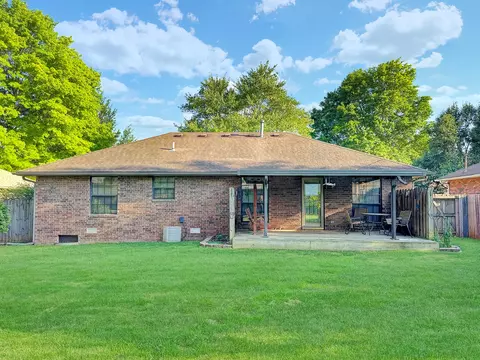 3841 W Harrison St, Springfield, MO 65802 photo 12