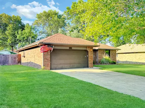 3841 W Harrison St, Springfield, MO 65802 photo 3