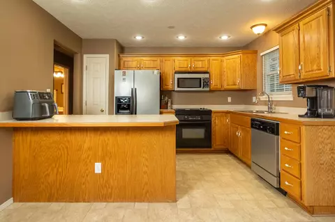 106 Brook Ct, Branson, MO 65616 photo 9