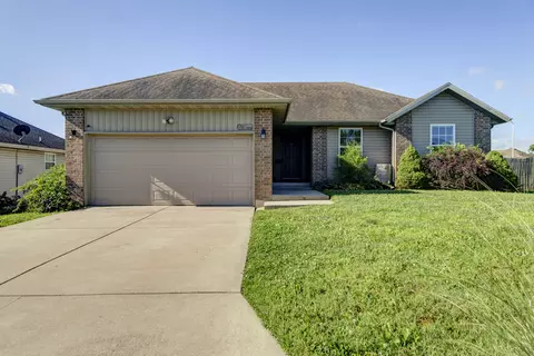 2528 W Cedar Creek Dr, Springfield, MO 65803 photo 2