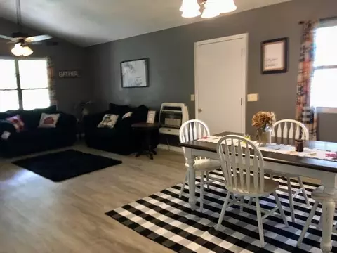 1411 Matthew St, Mountain View, MO 65548 photo 13