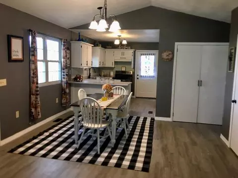 1411 Matthew St, Mountain View, MO 65548 photo 6