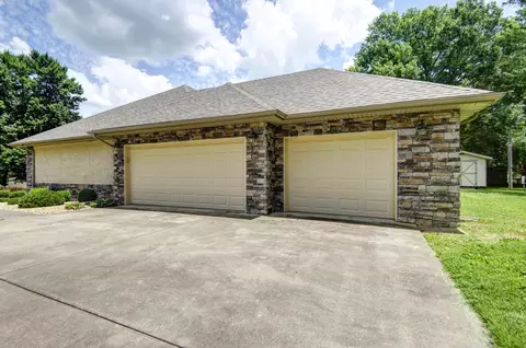 2826 W Munhollon Ln, Springfield, MO 65810 photo 5