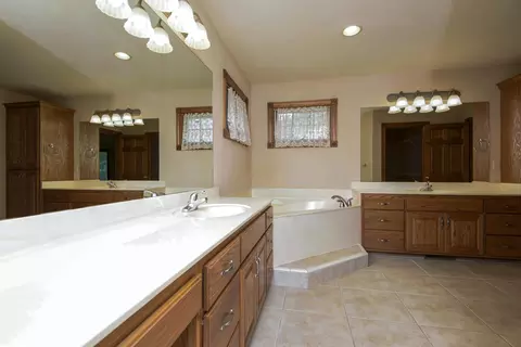 2826 W Munhollon Ln, Springfield, MO 65810 photo 32
