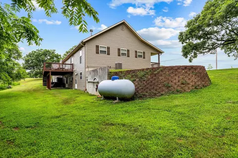 910 Highlands Dr, Spokane, MO 65754 photo 5