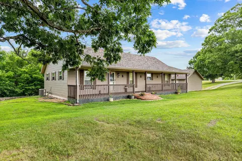 910 Highlands Dr, Spokane, MO 65754 photo 4