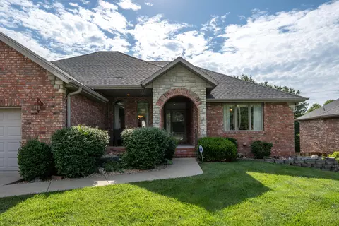 5244 S Holland Ave, Springfield, MO 65810 photo 2