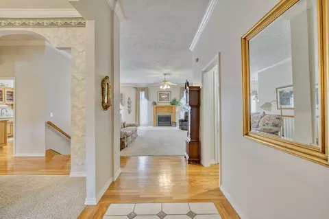 5244 S Holland Ave, Springfield, MO 65810 photo 3
