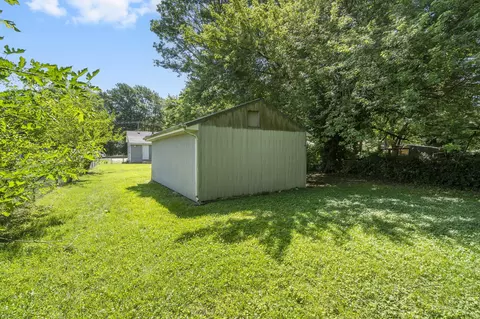 903 N Hillcrest Ave, Springfield, MO 65803 photo 24