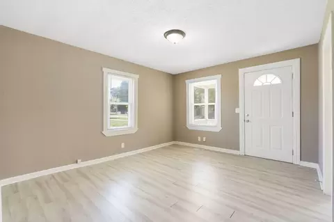 903 N Hillcrest Ave, Springfield, MO 65803 photo 6