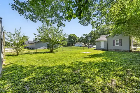 903 N Hillcrest Ave, Springfield, MO 65803 photo 25