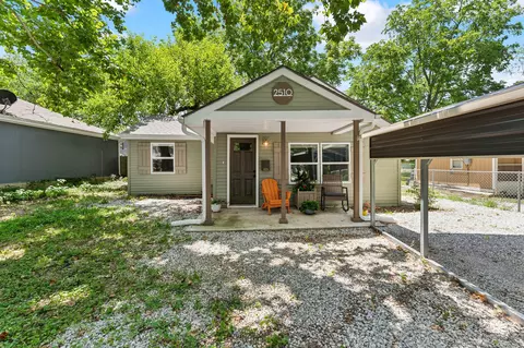 2510 W Madison St, Springfield, MO 65802