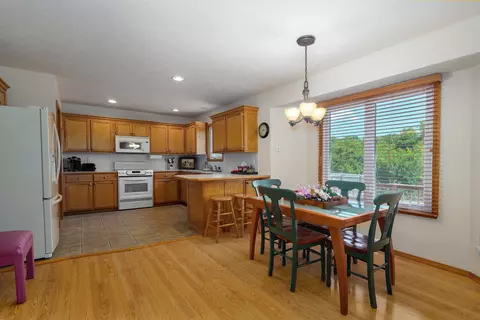 1408 W Deerfield St, Springfield, MO 65807 photo 9