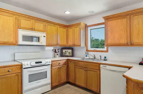 1408 W Deerfield St, Springfield, MO 65807 photo 13