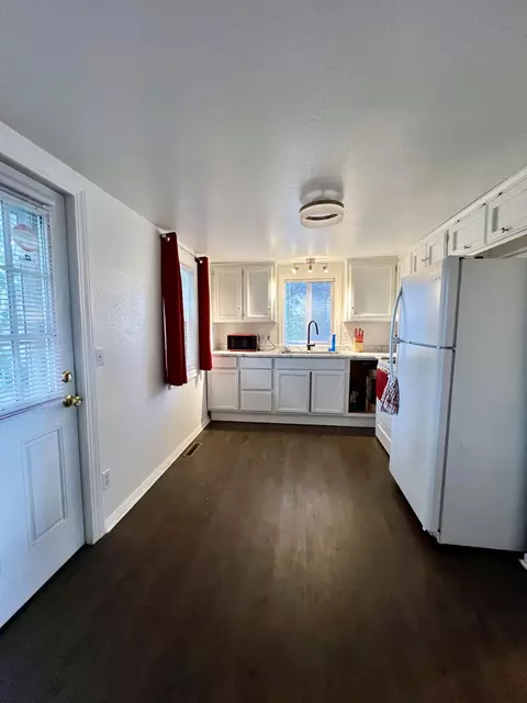 1825 W Chestnut St, Springfield, MO 65802 photo 9