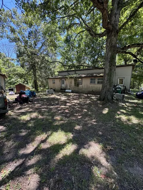 66 Englewood Dr, Tecumseh, MO 65760 photo 5
